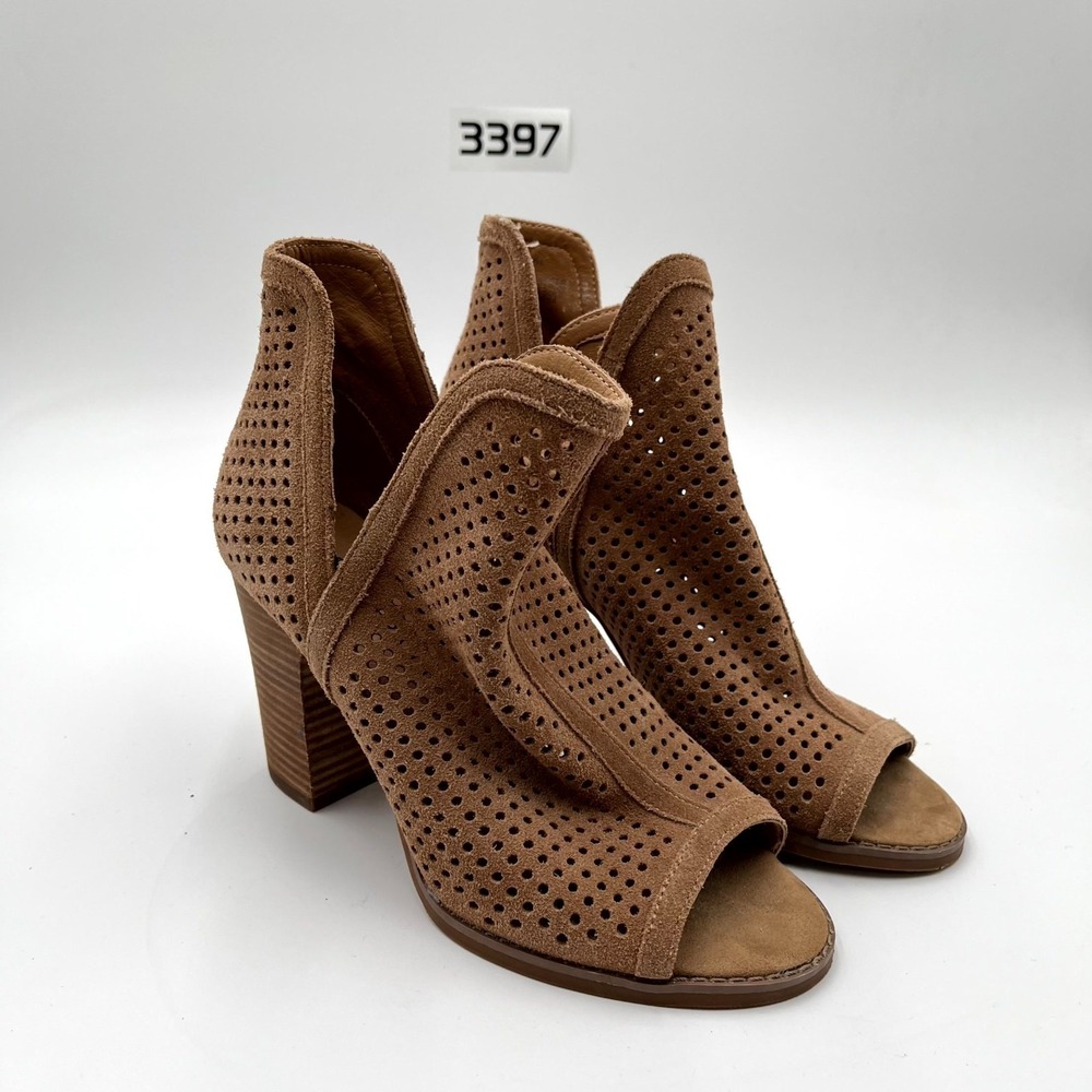Lucky Brand Larise Womens 8M Boots Brown Suede Perforated Casual Pull On Booties